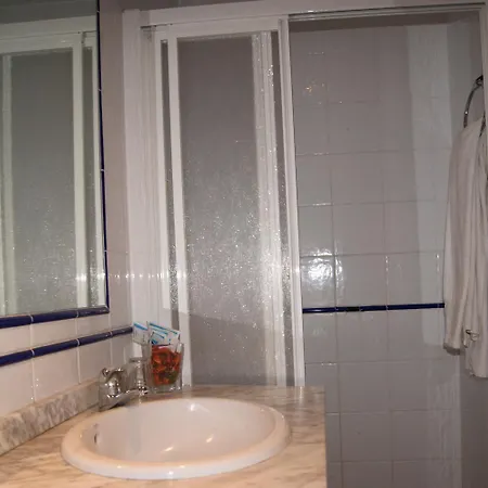 Alcazar I Konukevi 2*